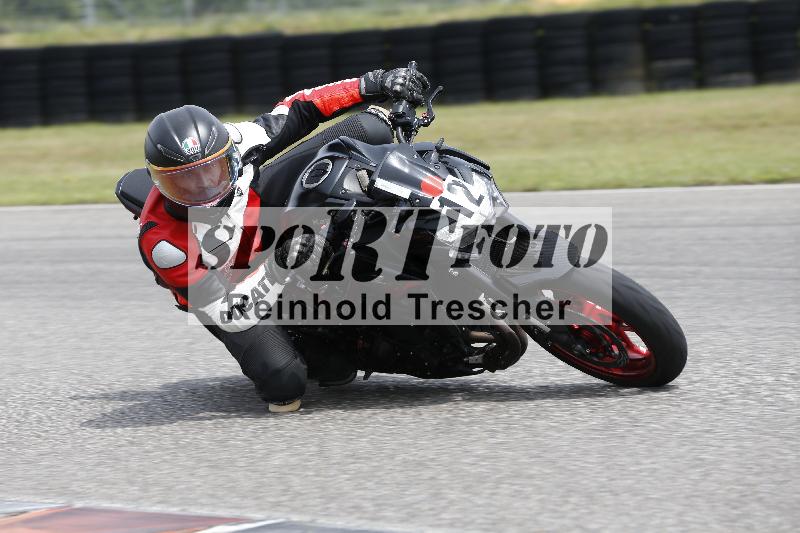 /25 10.06.2025 MaxRacing ADR/Gruppe rot/12